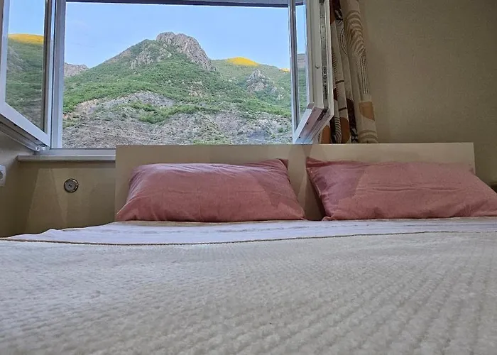 Koman_lakeview_apartments Appartamento *